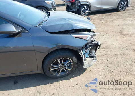 2023 Kia Forte Lxs из США, поврежденный, VIN 3KPF24AD2PE554381